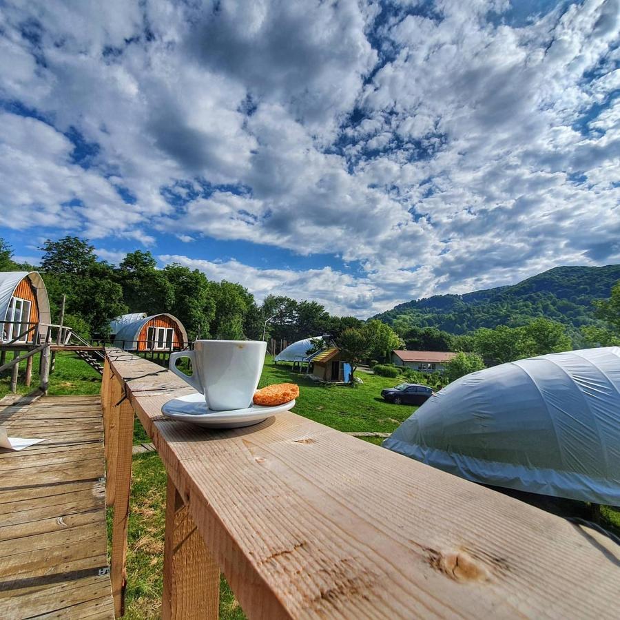 Sunrise Glamping Retreat Hotell Galesu Eksteriør bilde