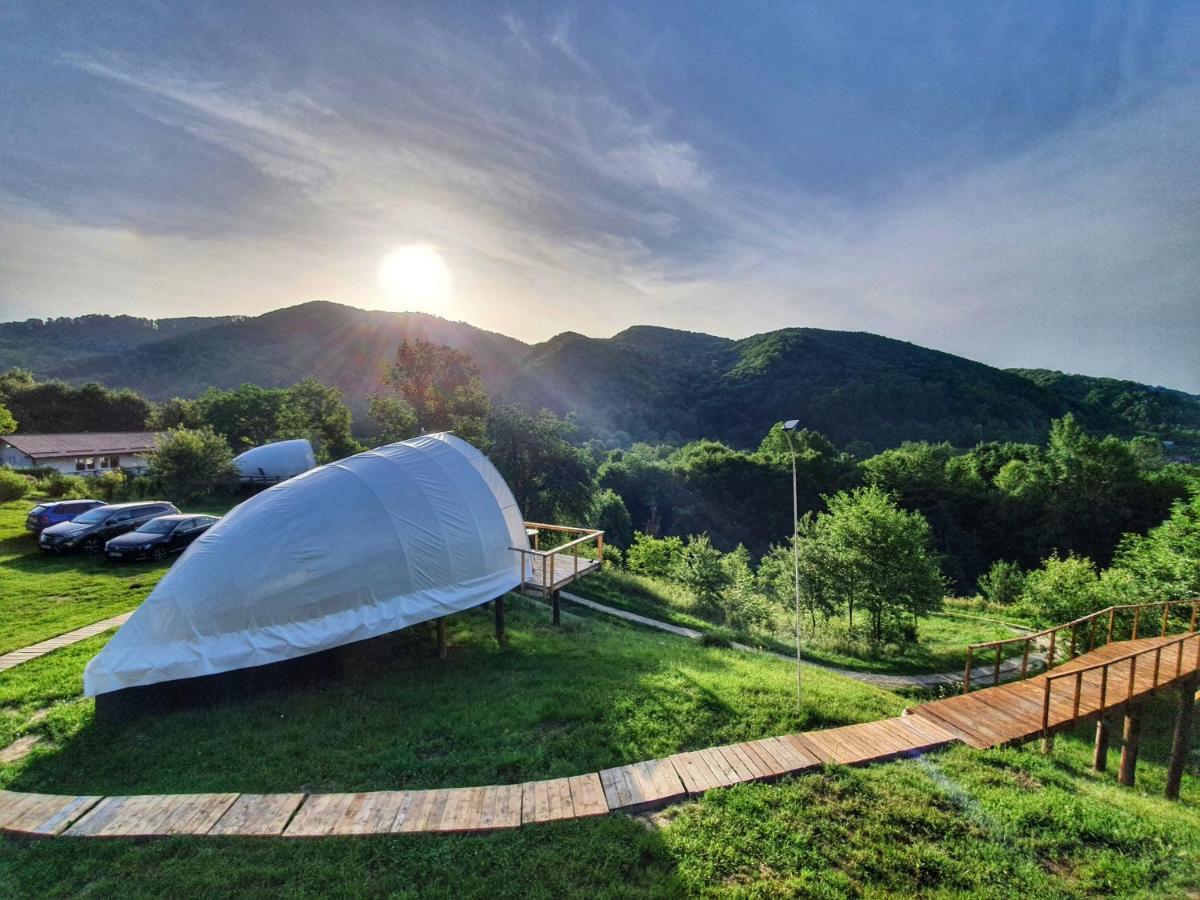 Sunrise Glamping Retreat Hotell Galesu Eksteriør bilde