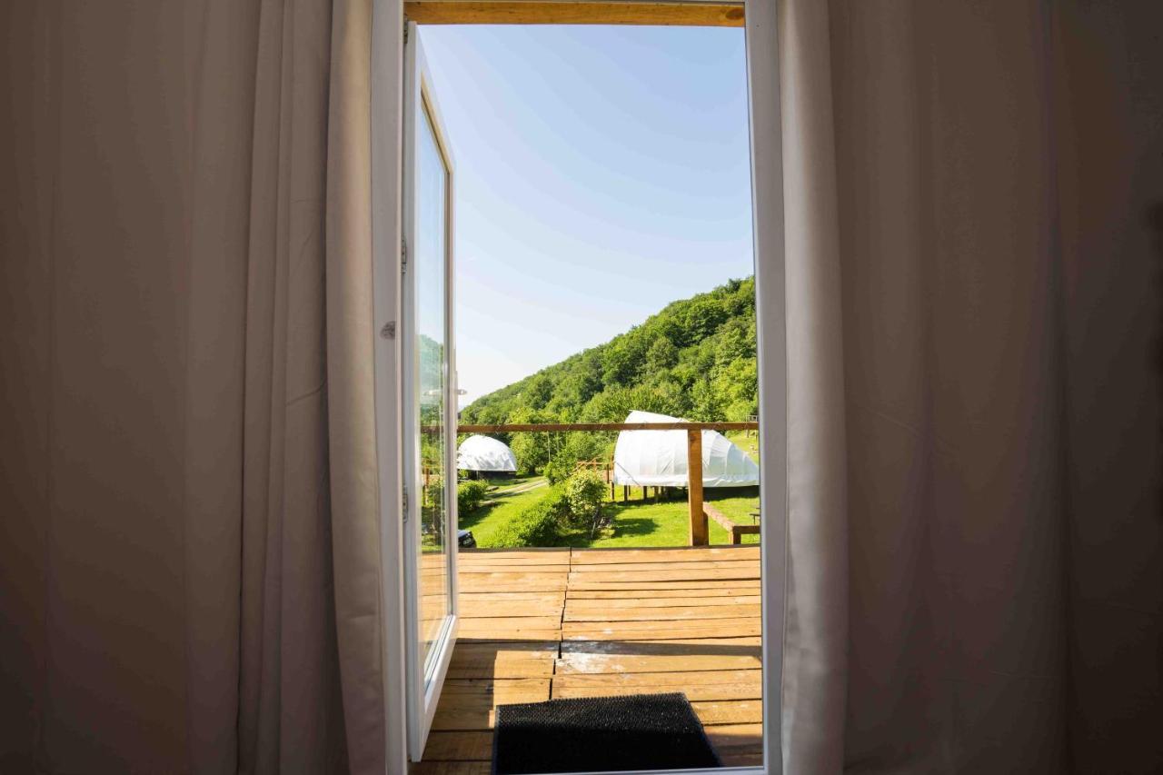 Sunrise Glamping Retreat Hotell Galesu Eksteriør bilde
