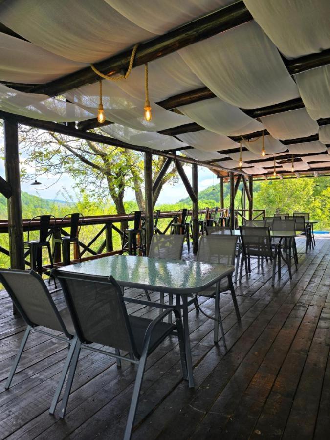 Sunrise Glamping Retreat Hotell Galesu Eksteriør bilde