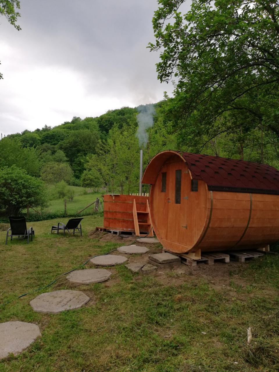 Sunrise Glamping Retreat Hotell Galesu Eksteriør bilde